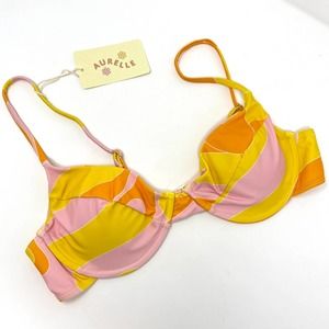 NWT AURELLE Balcony Bikini Top M